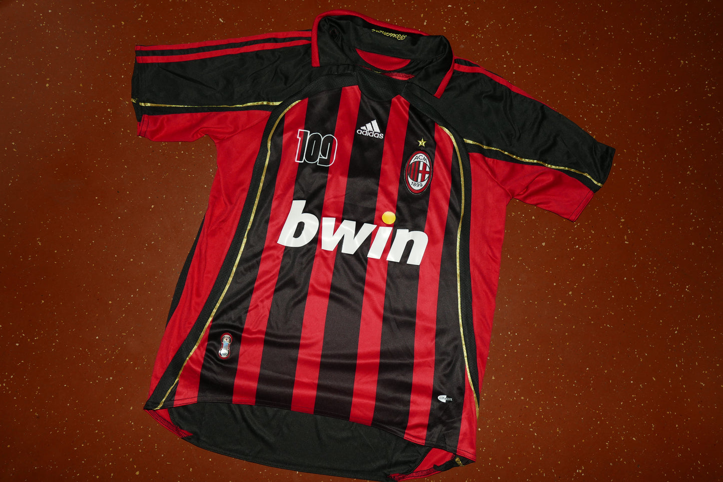 SANG 9 X AC MILAN RETRO JERSEY